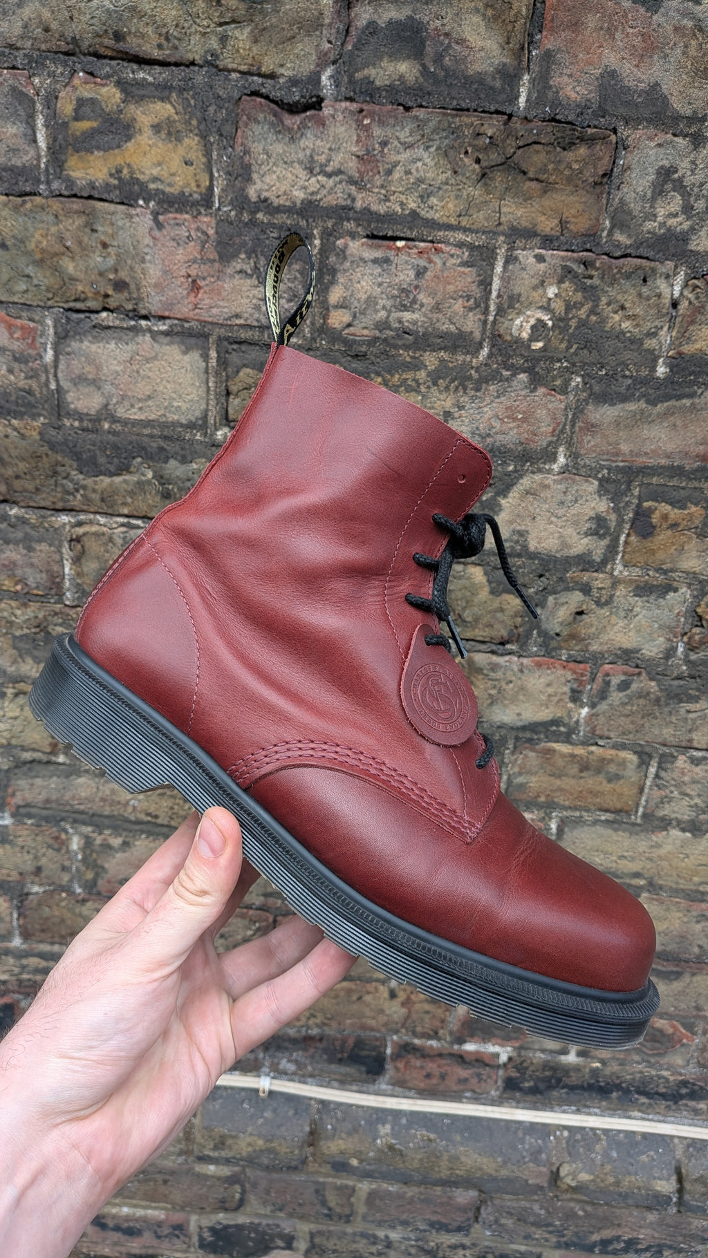 1460 Classic Calf Leather boots - Made in England