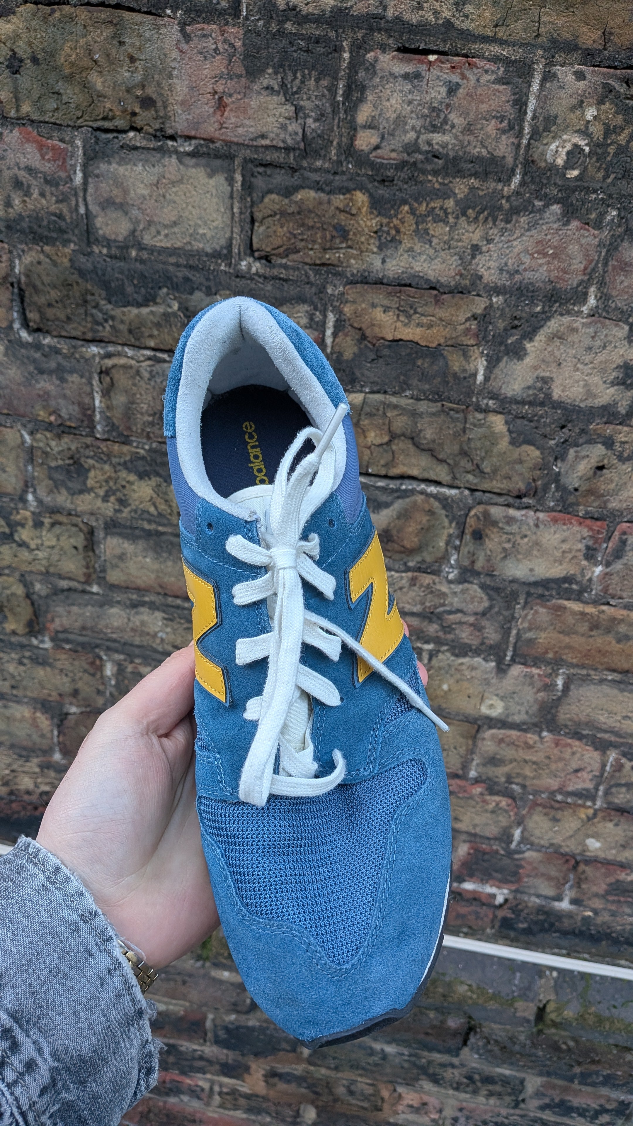 New Balance 520 – Blue / Yellow – Size 9 (UK) / 43 (EU)