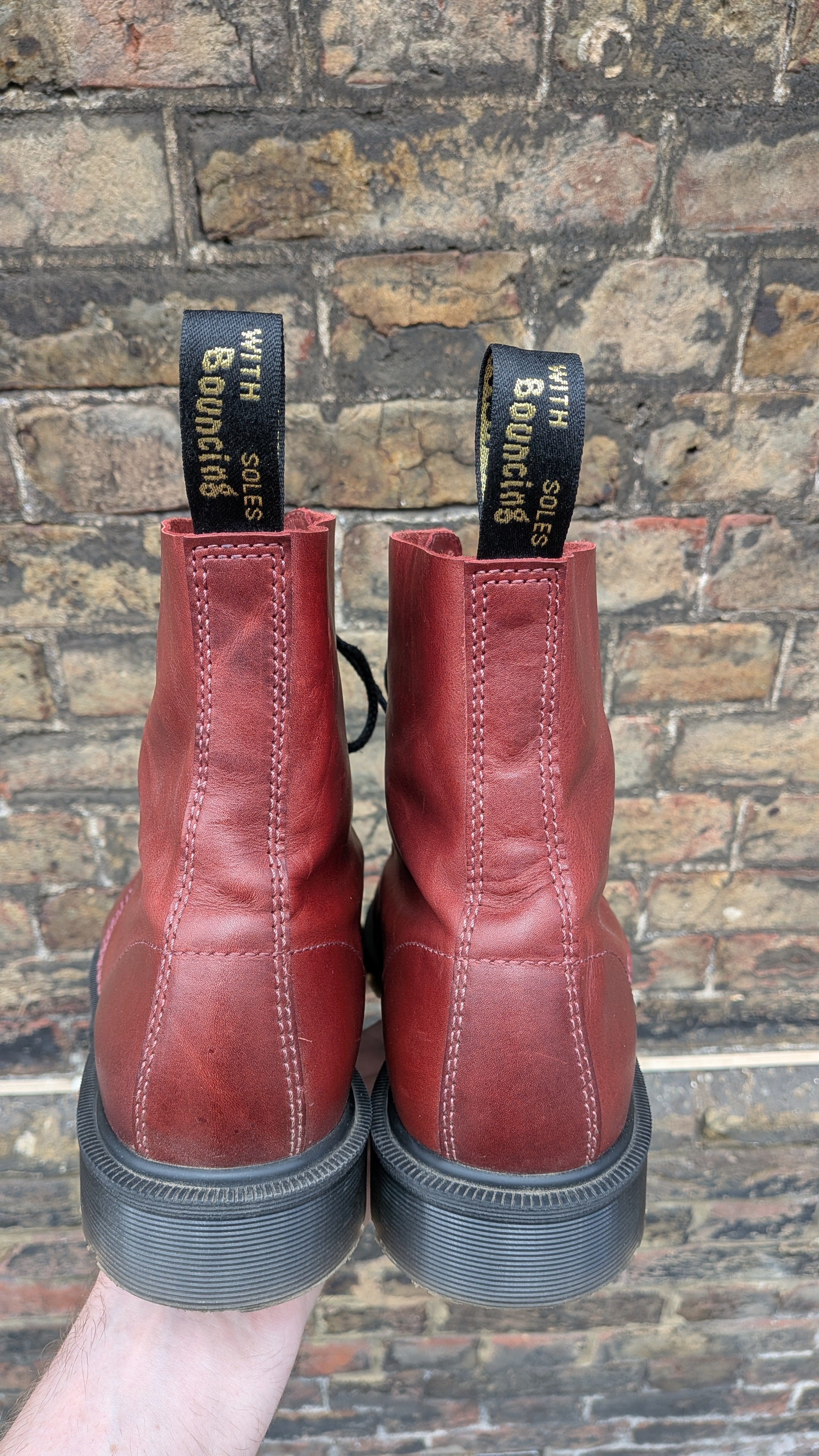 1460 Classic Calf Leather boots - Made in England