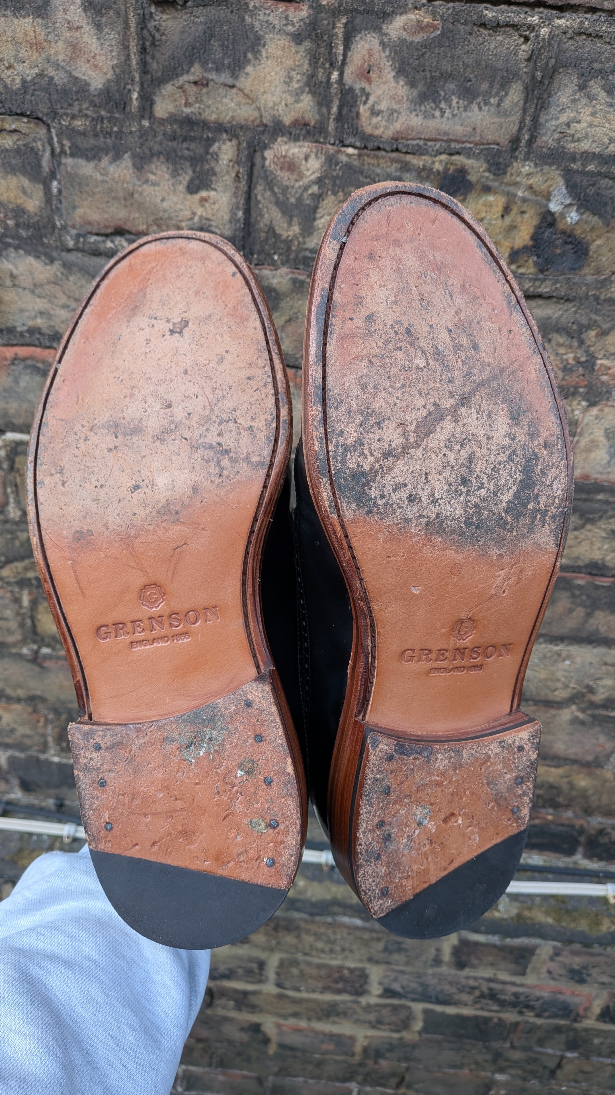 Grenson “Sid” Black Leather Brogues – UK 9 G (Wide Fit)